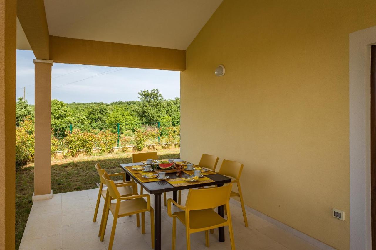 Villa Carneol Kaldanija Bagian luar foto